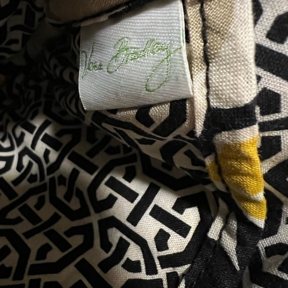 VERA BRADLEY Magnolia Little Lizzy Crossbody Black Yellow White - Picture 16 of 17